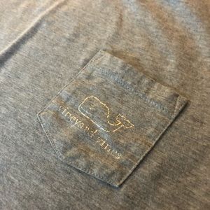 Vineyard Vines T-shirt